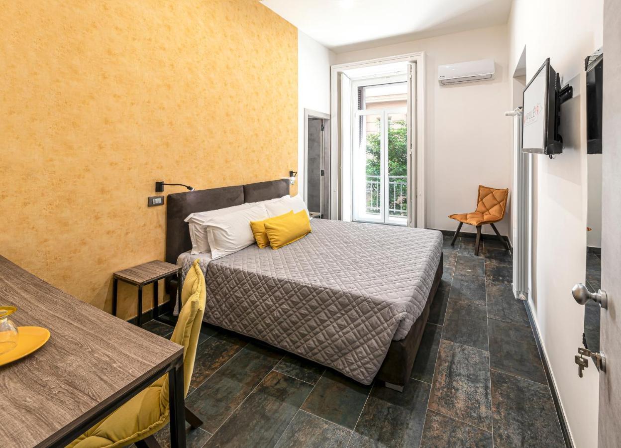 Napul'E 19 Hotel Наполи Екстериор снимка