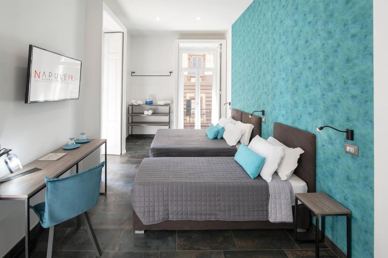 Napul'E 19 Hotel Наполи Екстериор снимка