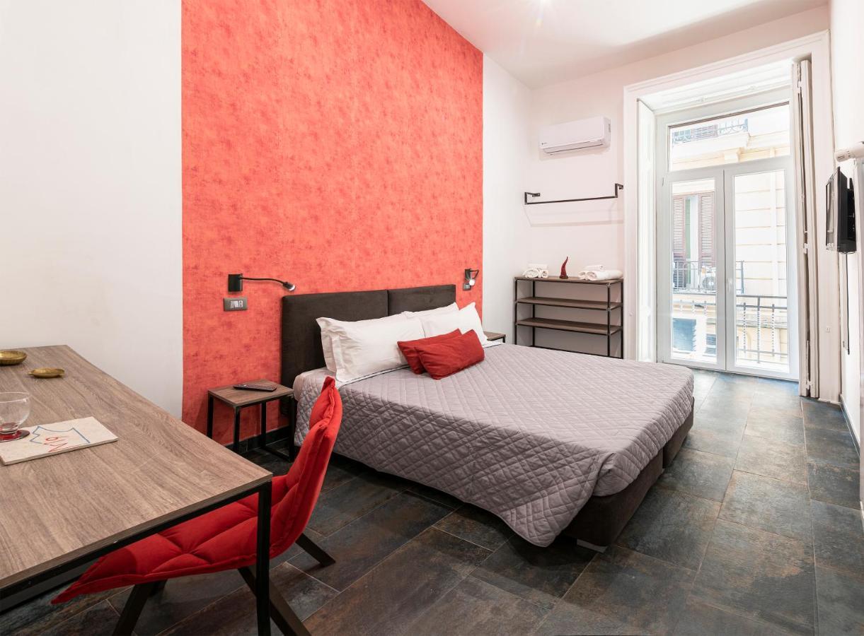 Napul'E 19 Hotel Наполи Екстериор снимка